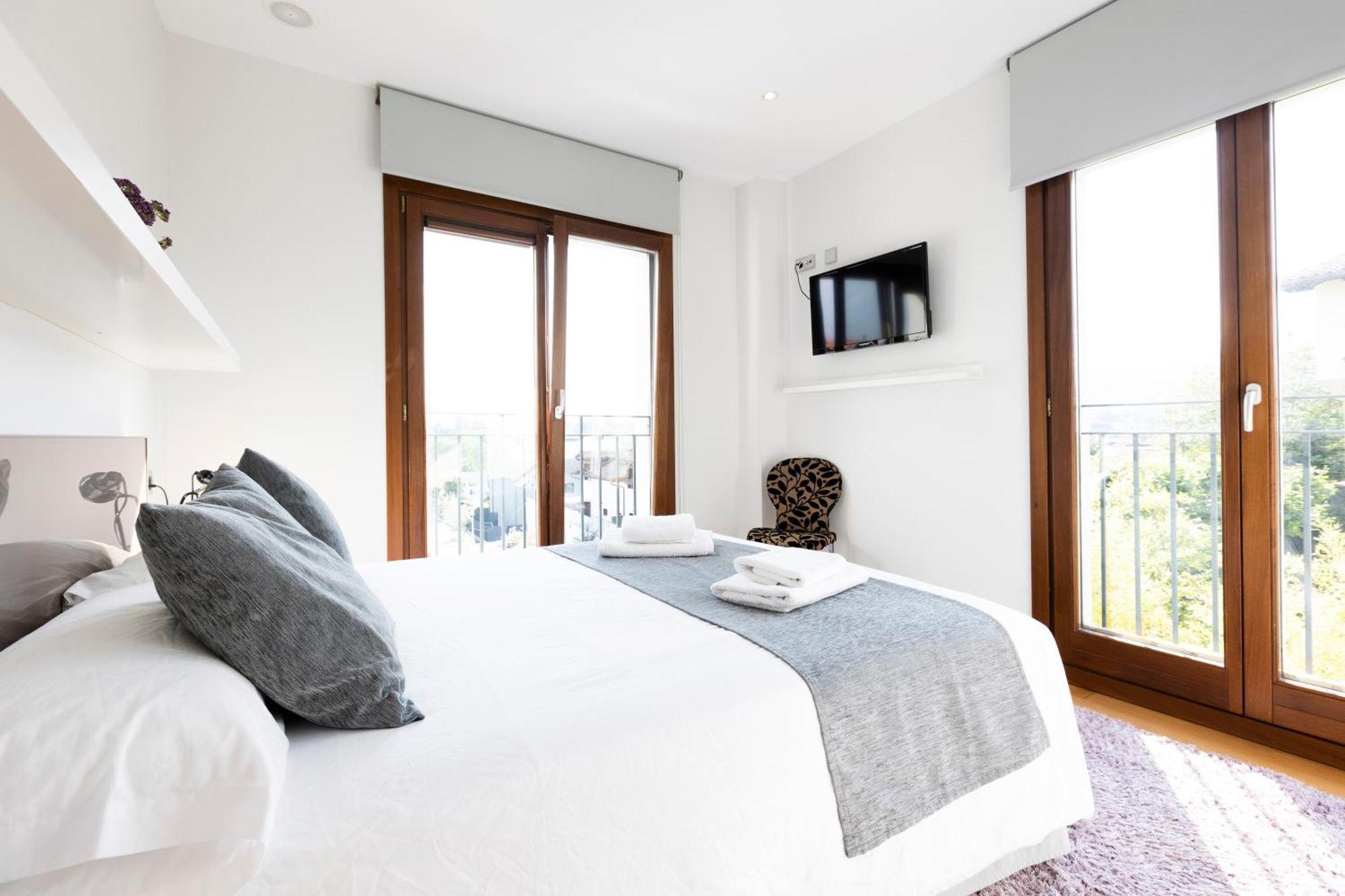 Jaizkibel By Basquelidays Apartment Hondarribia Luaran gambar